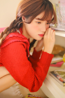 森林里的熊先生冬眠中樱花动漫